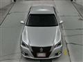 2013 Toyota Crown Hybrid