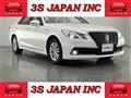 2013 Toyota Crown Hybrid