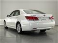 2013 Toyota Crown Hybrid