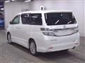 2013 Toyota Vellfire
