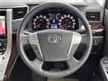 2013 Toyota Alphard