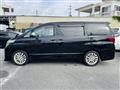 2013 Toyota Alphard