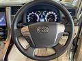 2013 Toyota Alphard