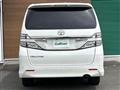 2013 Toyota Vellfire