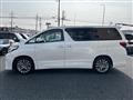 2013 Toyota Alphard