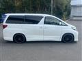 2013 Toyota Alphard