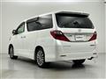 2014 Toyota Alphard