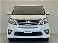 2013 Toyota Alphard
