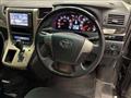2011 Toyota Alphard