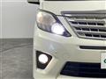 2013 Toyota Alphard