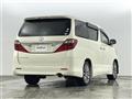 2013 Toyota Alphard