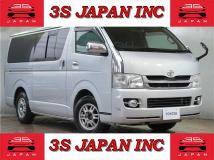2010 Toyota Regiusace Van