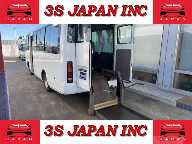2013 Nissan Civilian Bus