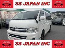 2011 Toyota Hiace