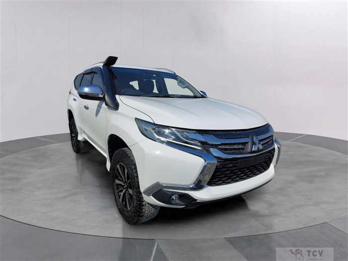 2016 Mitsubishi Pajero