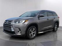2019 Toyota Kluger V