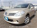 Nissan/Tiida