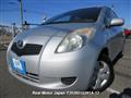 2005 Toyota Vitz