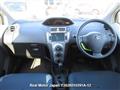 2005 Toyota Vitz