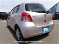 2005 Toyota Vitz