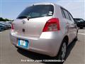 2005 Toyota Vitz