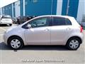 2005 Toyota Vitz