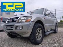 1999 Mitsubishi Pajero