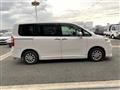 2012 Toyota Noah