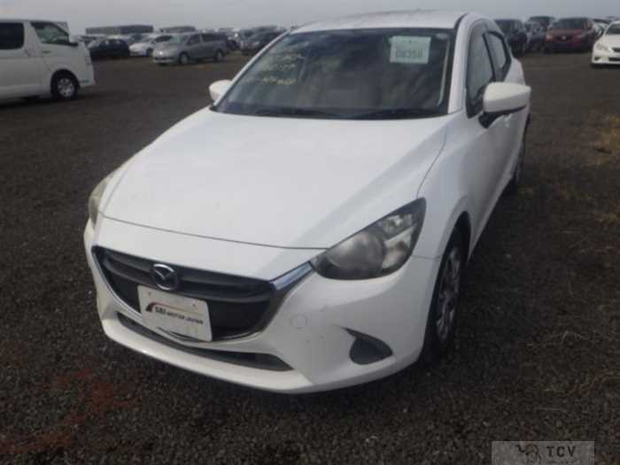 2014 Mazda Demio