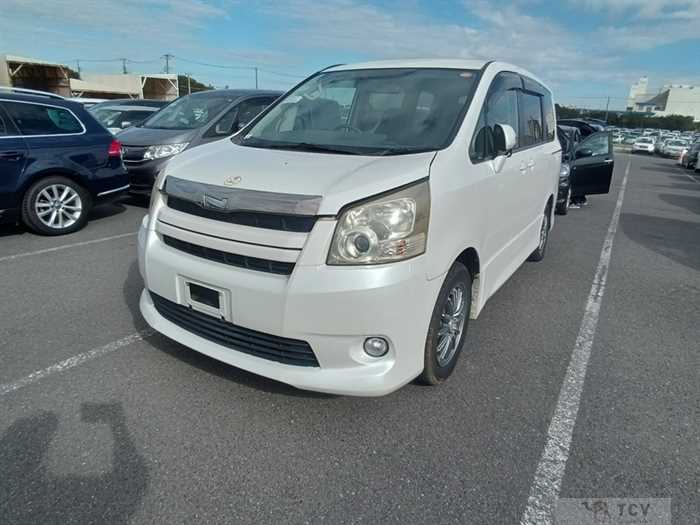 2008 Toyota Noah