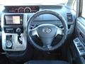 2009 Toyota Voxy