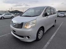 2011 Toyota Noah