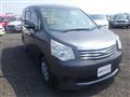2010 Toyota Noah