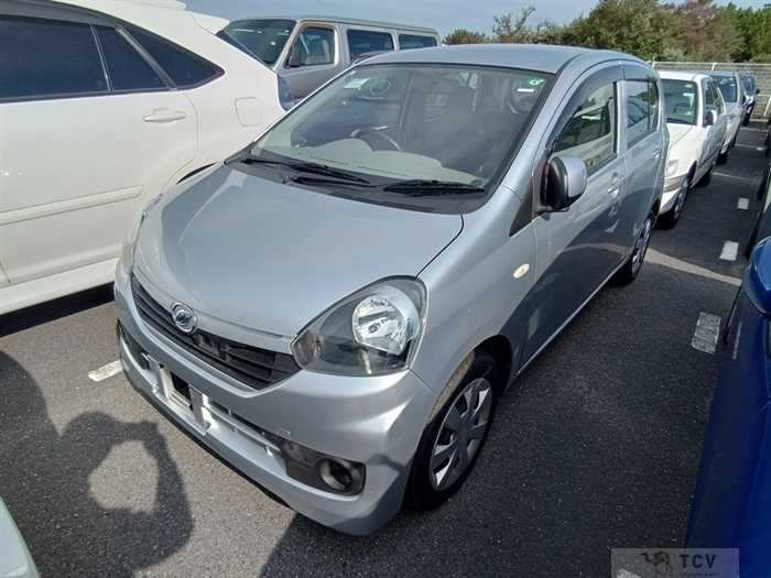 2017 Daihatsu Mira Es