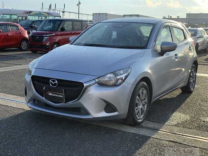 2019 Mazda Demio