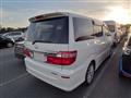 2003 Toyota Alphard
