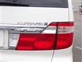 2004 Toyota Alphard