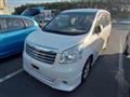 2007 Toyota Noah