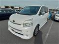 2009 Toyota Voxy
