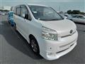 2009 Toyota Voxy