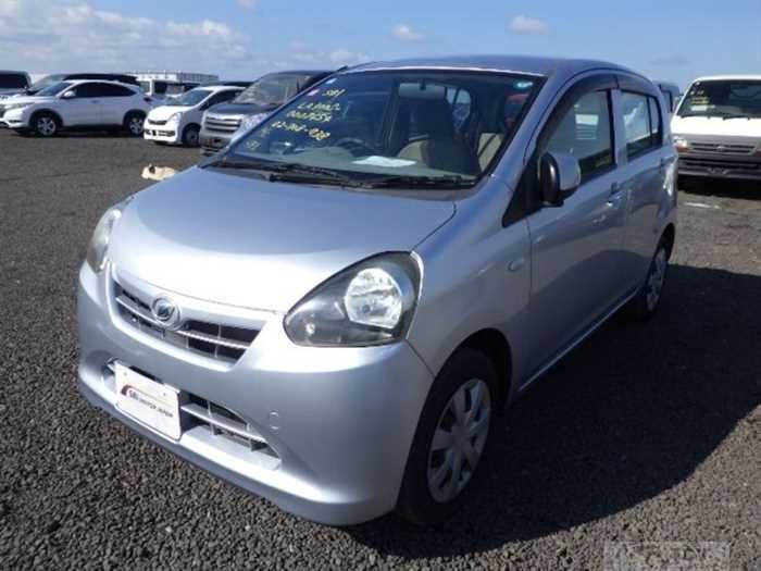 2012 Daihatsu Mira Es