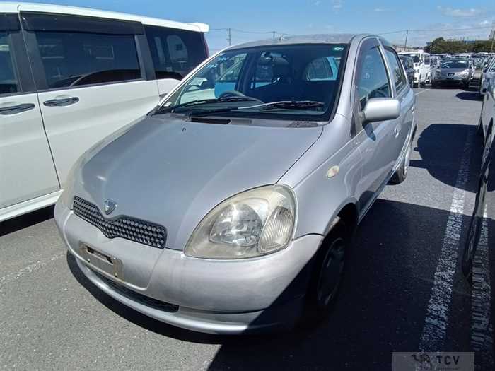 2001 Toyota Vitz
