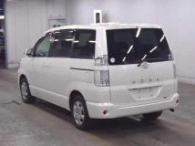 2006 Toyota Voxy