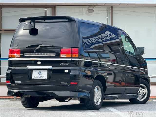 2000 Nissan Elgrand