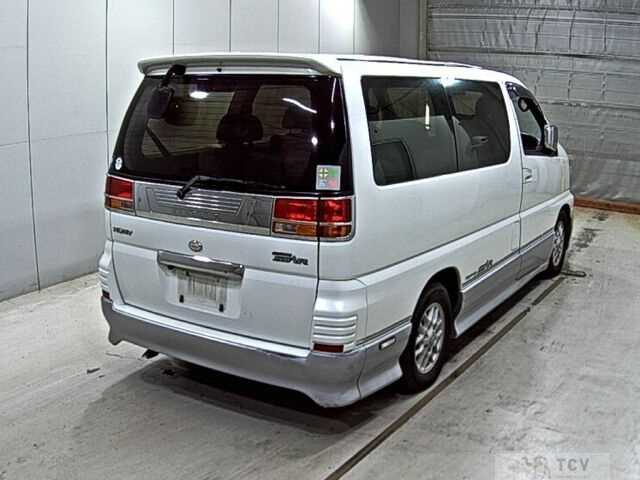 1999 Nissan Elgrand