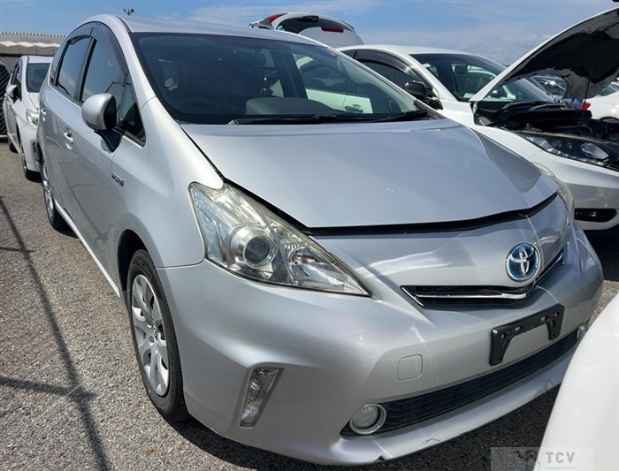 2014 Toyota PRIUS α