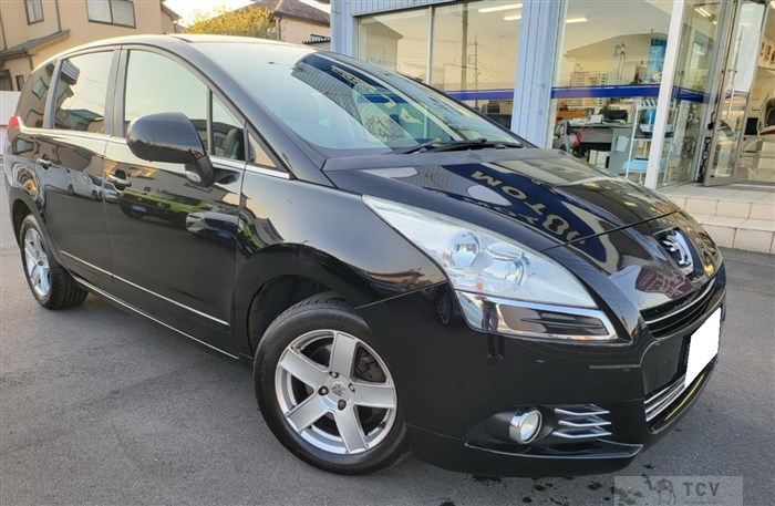 2013 Peugeot 5008