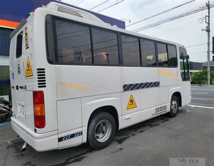 2001 Hino Melpha