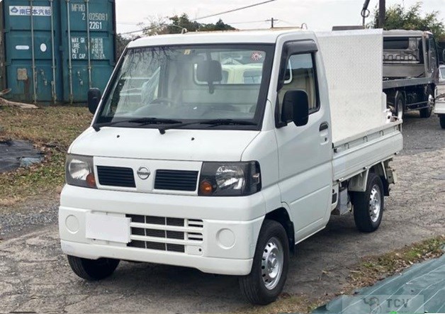2011 Nissan Clipper Truck