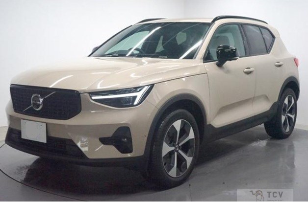 2026 Volvo XC40